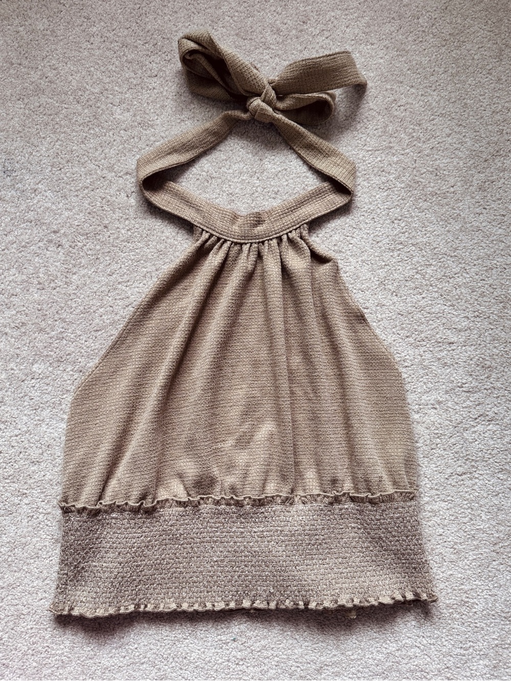 💥💥SAlE!!💥💥 Free People brown halter tie high neck top slightly cropped